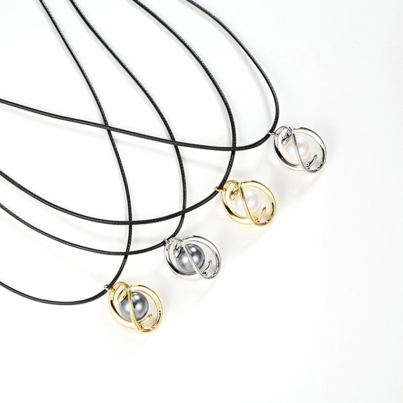 High Quality Black Rope Conch Long Necklace