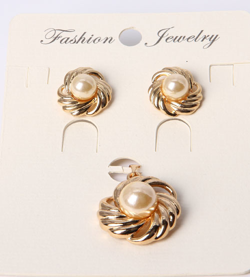 Fashion Gold Plating Jewelry Set with Red Rhinestone