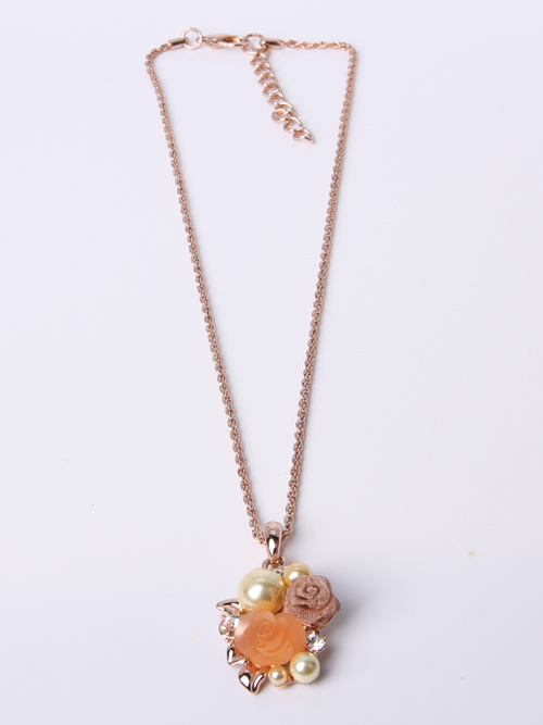 Fashion Flower Necklace with Acrylic Beads