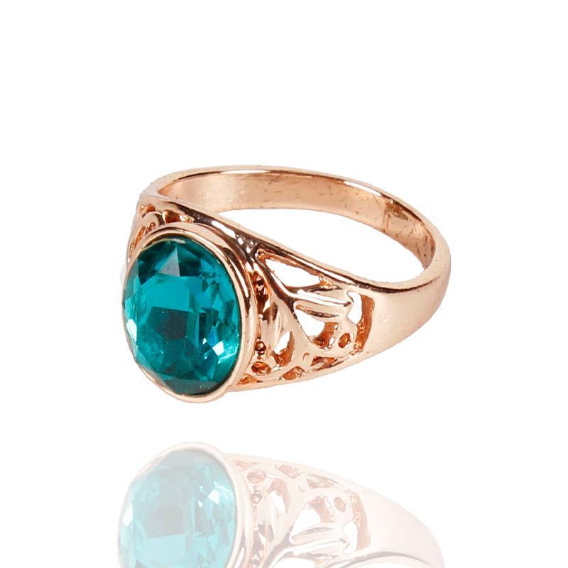 Gold Hollow Emerald Gem Ring