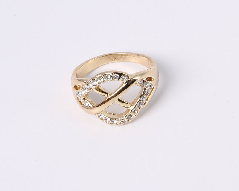 Fashion Leaf Shae Ring with Red Cat Eye Stone