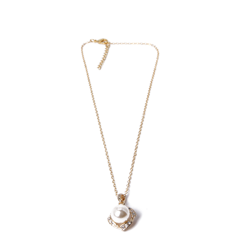 Customized Fashion Jewelry Gold Flower Pendant Necklace