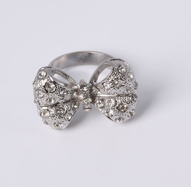 Cheap Price Fashion Jewelry Ring with Rhinestones Factory Wholesale