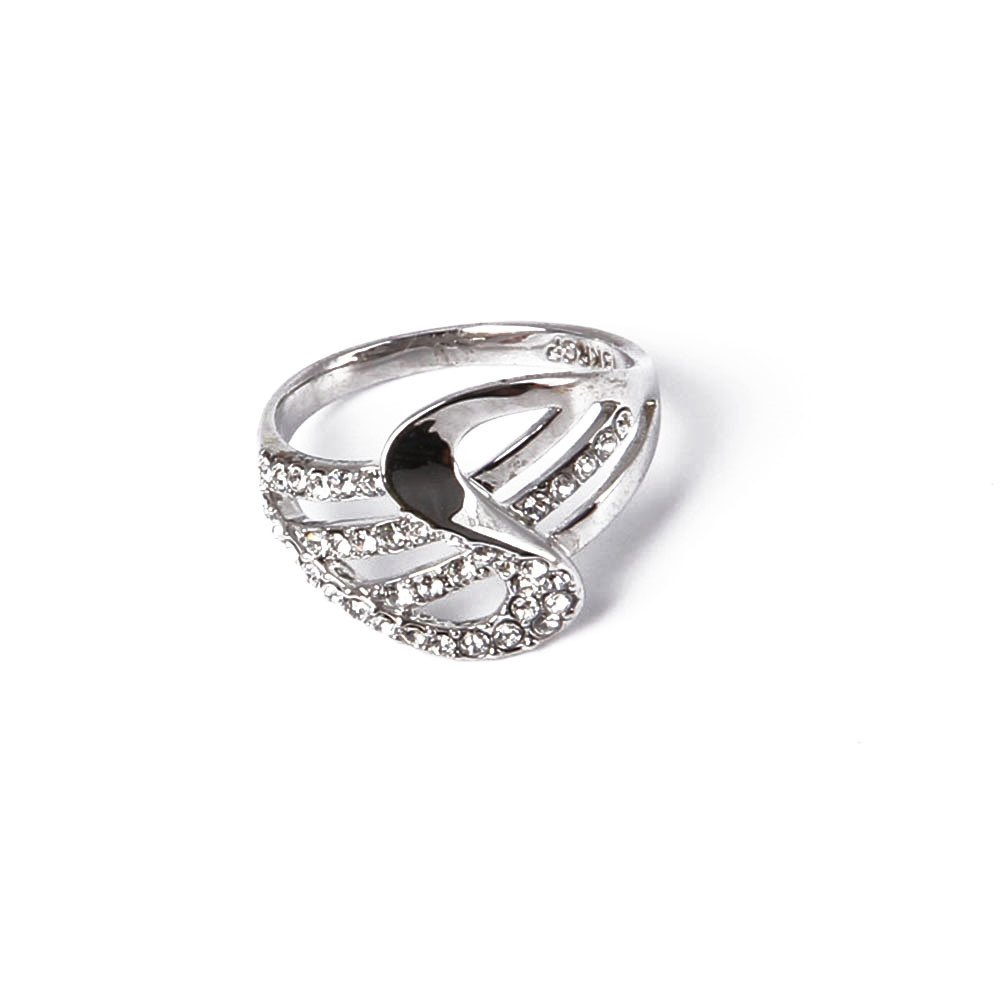 Large Diameter Fashion Jewelry Silver Ring with Black Rhinestone