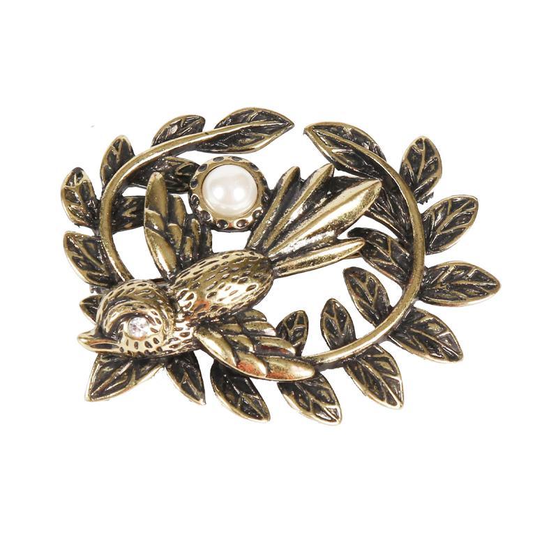 Special Appearance Model Bird′s Nest Fashion Brooch