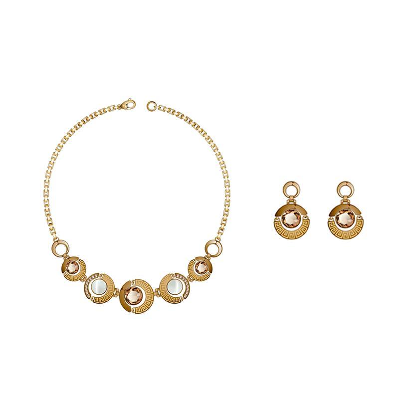 Delicate Gold Jewelry Set with Multiple Gemstones