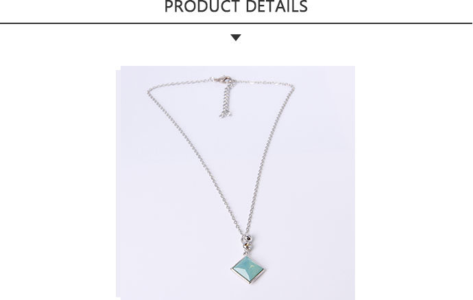 Universal Fashion Jewelry Silver Pendant Necklace with Blue Rhinestone