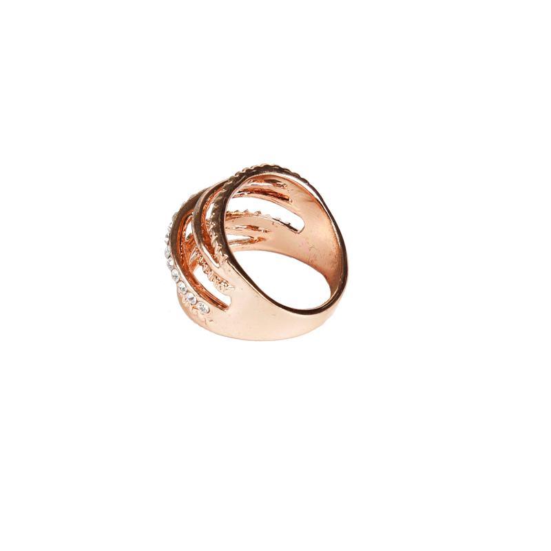 Twining Effect Diamond Rose Gold Ring