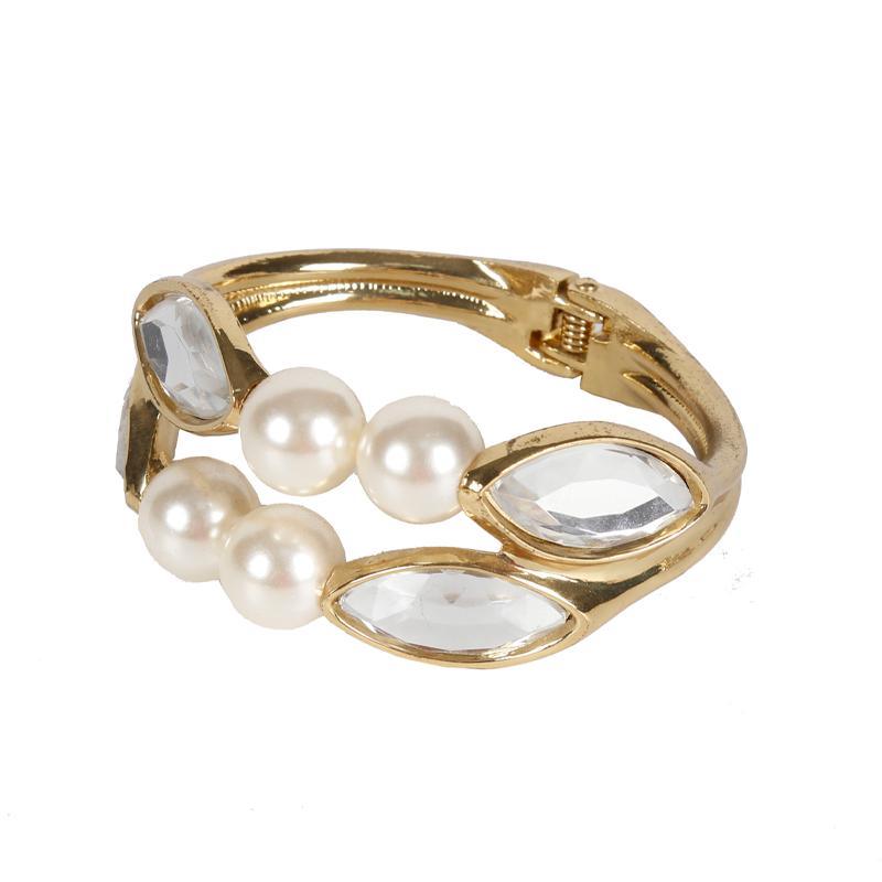 Leaf Shaped Diamond Pearl Gold Bracelet