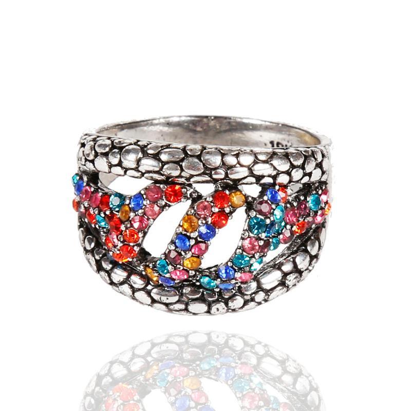 Color Diamond or Monochrome Diamond Snake Silver Ring