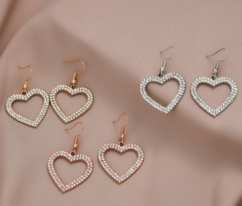 Simple Fashion Small Net Red Temperament Earrings and Accessories