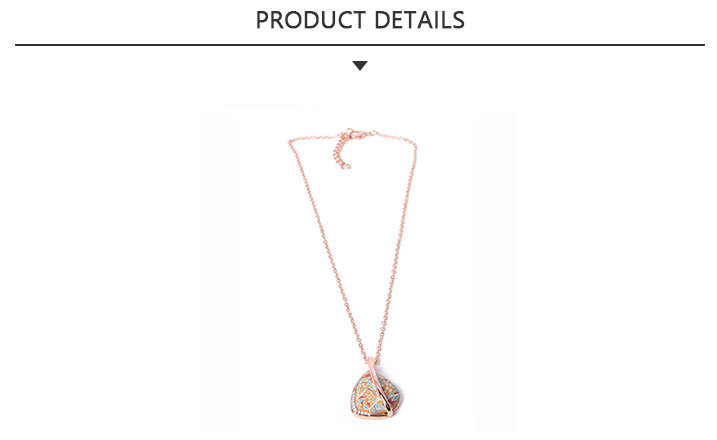 Characteristic Fashion Jewelry Gold Pendant Necklace