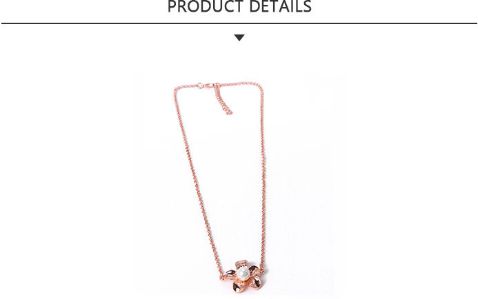 Fashion Jewelry Gold Pearl Pendant Necklace with Flower
